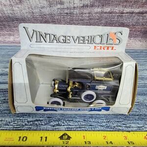 Vtg Ertl Vintage vehicles 1/43 scale 1913 model T van diecast Collectible blue